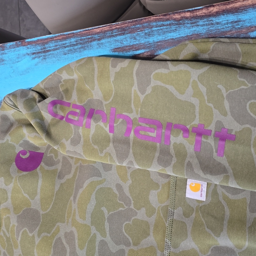 Carhartt Olive Camo Hoodie with Purple Lining - Picture 7 of 7
